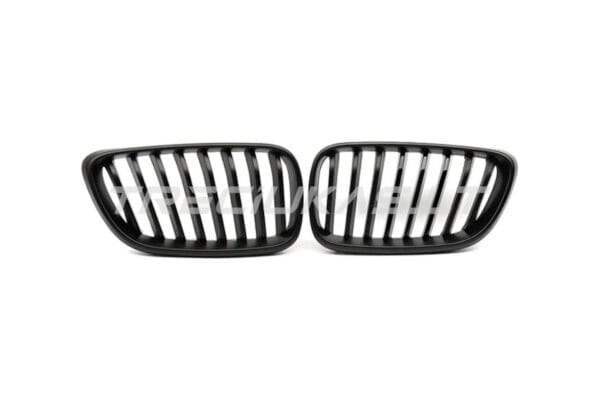BMW F22 / F23 priekinės grotelės, juodos matinės