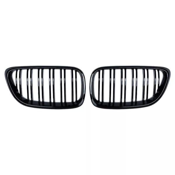 BMW f22 f23 performance preikines dvigubos blizgios groteles grill